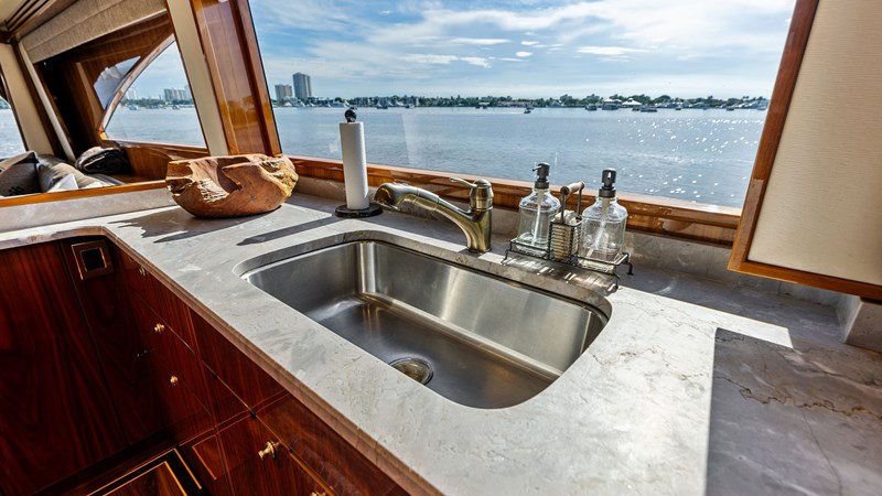 2017 Viking 80 Convertible