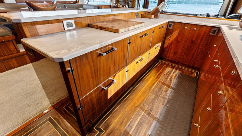2017 Viking 80 Convertible