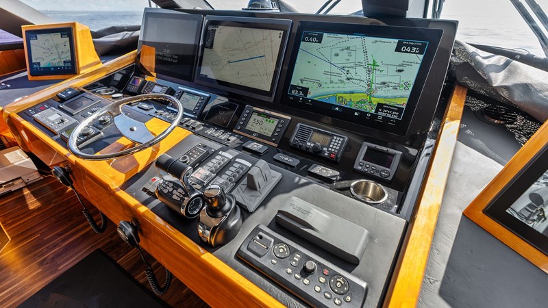 2017 Viking 80 Convertible
