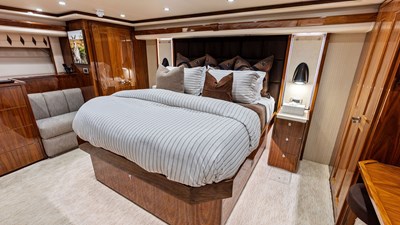 Aussie Rules 21 2017 Viking 80 Convertible