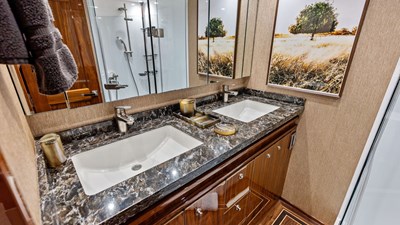 Aussie Rules 24 2017 Viking 80 Convertible