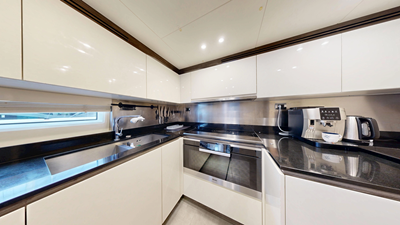 98.92' Azimut Grande 36 21
