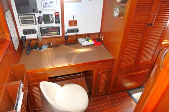 POLAR BEAR 23 Nav Seat