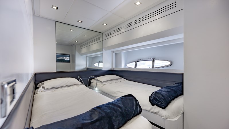 IYG-Listing-on-YachtWay (69 of 104)