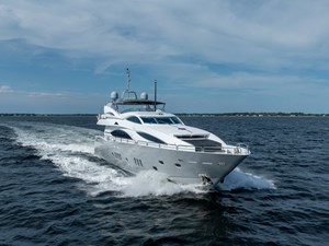 2004 Sunseeker 105 Yacht 1 