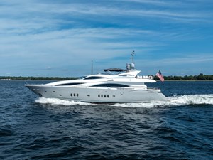 2004 Sunseeker 105 Yacht 2 