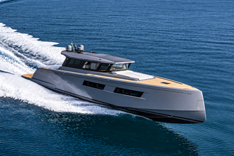 PARDO GT52