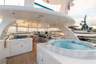 M/Y VIVIERAE II 17 