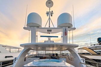 M/Y VIVIERAE II 18 
