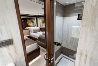 M/Y VIVIERAE II 76 