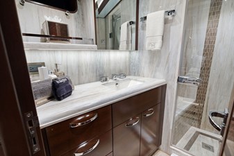 M/Y VIVIERAE II 81 