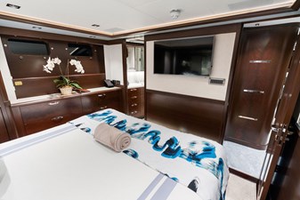 M/Y VIVIERAE II 82 