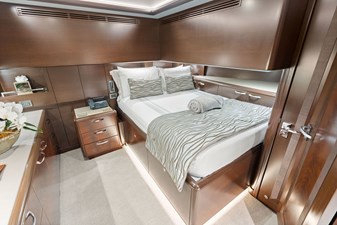 M/Y VIVIERAE II 84 