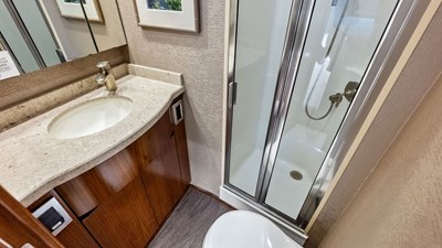Luxurious Ensuite Bathroom