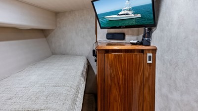 Guest Cabin with Entertainment System