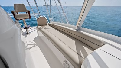 Flybridge Seating Area with Helm