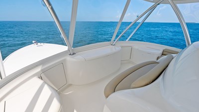 Flybridge Seating with Ocean View