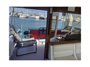 ROUGH LIFE 5 Aft from helm