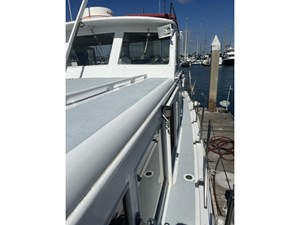 ROUGH LIFE 30 Side deck aft