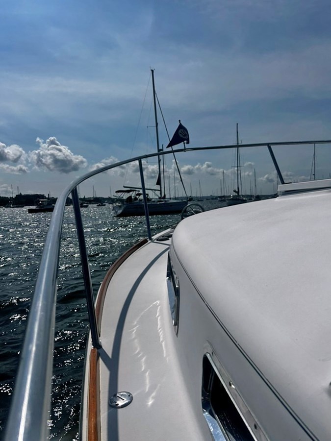 2000 Legacy 28, Port Side Deck Fwd