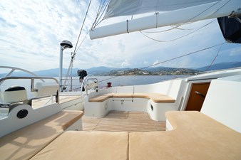 Cockpit seating