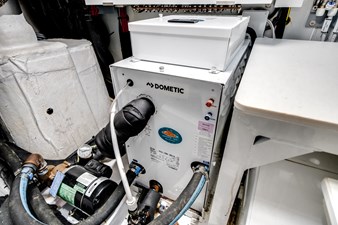 Nauti-Wolfe IV 76 