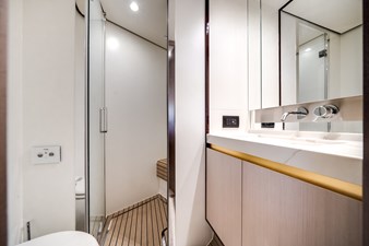 Nauti-Wolfe IV 9 