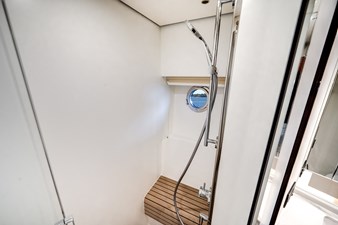 Nauti-Wolfe IV 11 