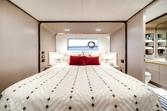 Nauti-Wolfe IV 19 