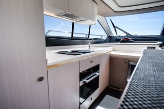 Nauti-Wolfe IV 32 