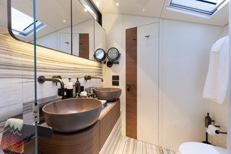 CHAMELEON 46 