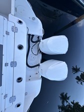 Robalo R302 23 