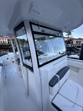 Robalo R302 11 