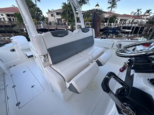 Robalo R302 16 