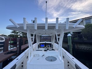 Robalo R302 19 