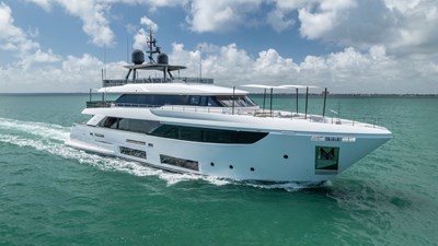 LUMPASAURUS 0 8f904d10-33fc-11f1-9641-f94fb0f60e8c-LUMPASAURUS-14107-Superyachts_For_Sale_Charter-0000