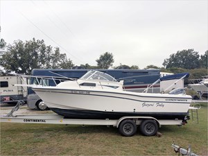 22' Grady White 2000 226 Seafarer 3 