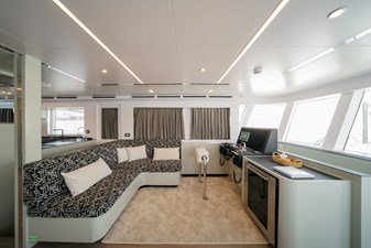 Main salon5