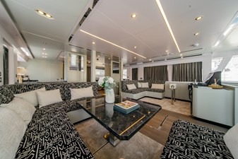 Main salon6