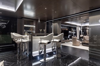 CASINO ROYALE 12 Main Deck bar