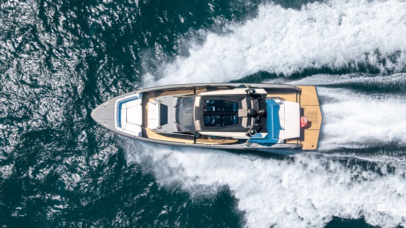 2025 Vanquish Yachts VQ55