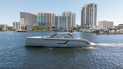 Scorpio 14 2025 VANQUISH VQ55