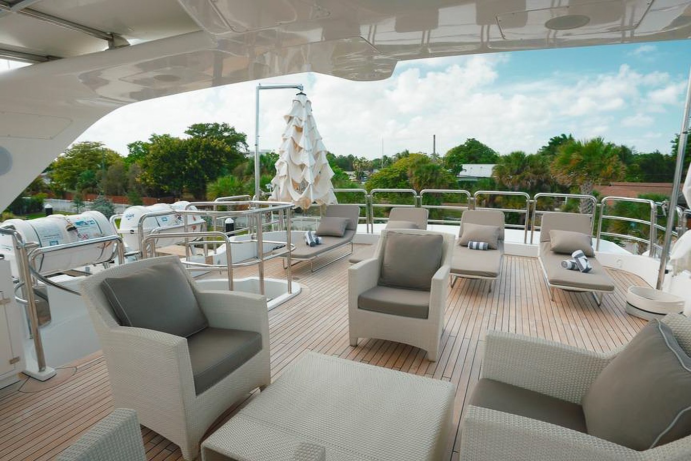 Sundeck Seating 2