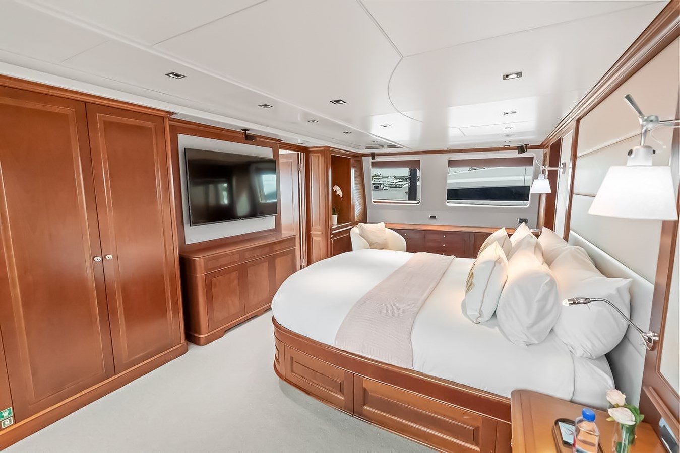 Master Stateroom 4