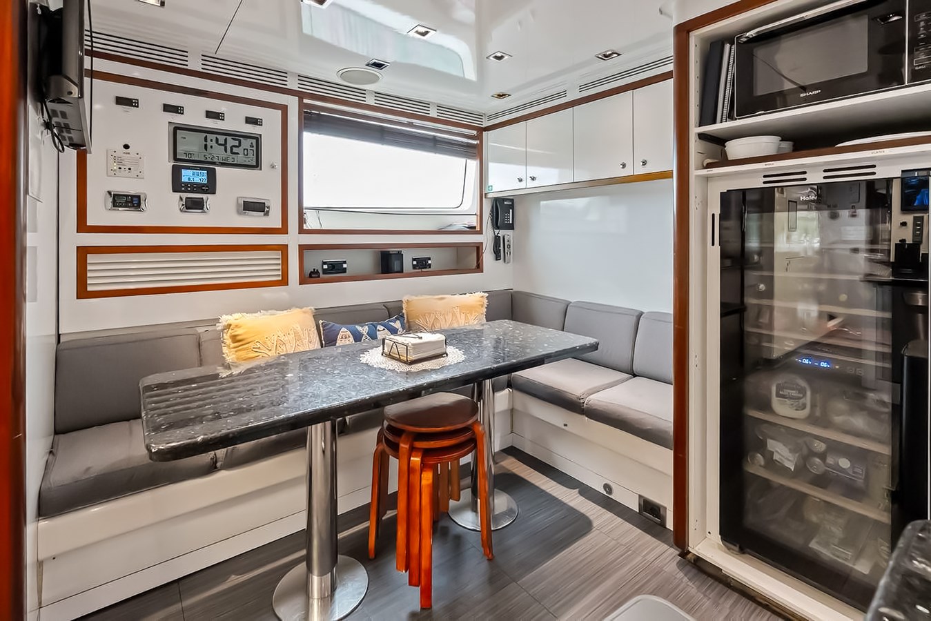 Galley Dining