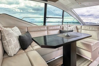 BLU WAVE 4 Dining Area