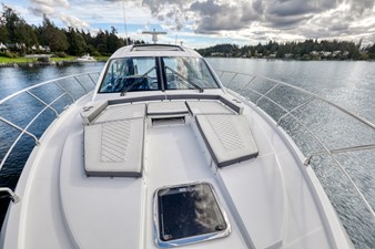 BLU WAVE 17 Bow Deck