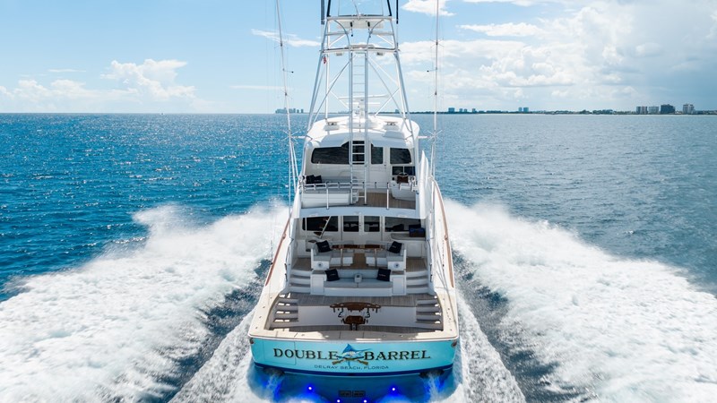 2016 Viking 92 Enclosed Bridge 