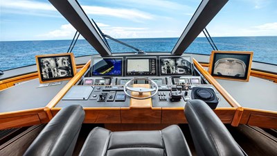Double Barrel 1 2016 Viking 92 Enclosed Bridge 