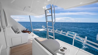 Double Barrel 25 2016 Viking 92 Enclosed Bridge 